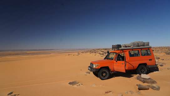 TOYOTA HZJ78 ANNEE 2013 180 000KMS image 2