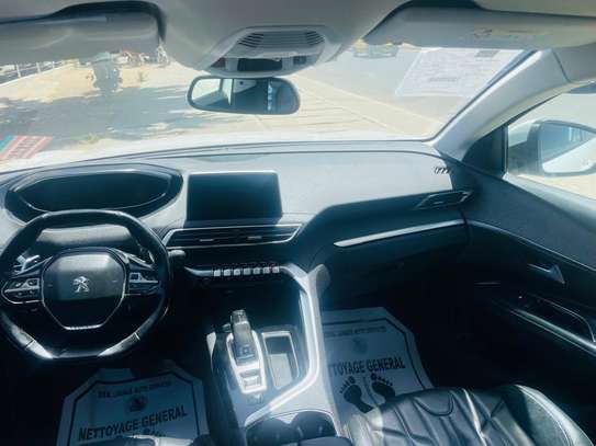 Peugeot 3008 2019 image 7