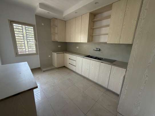 Bel appartement à louer à fann mermoz sur la corniche image 5