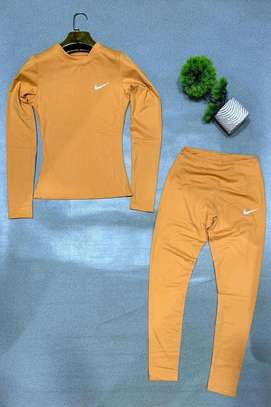 tenue  sport pour femme image 8