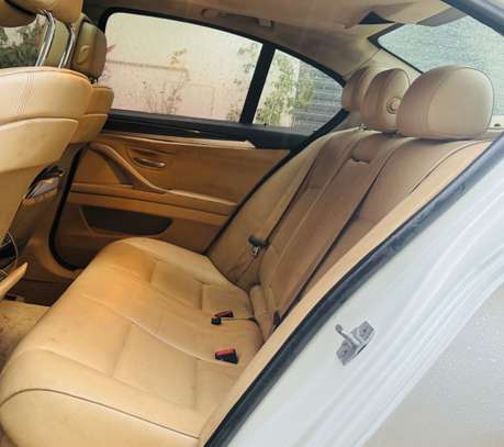 BMW 528i xdrive 4Cylindres image 6