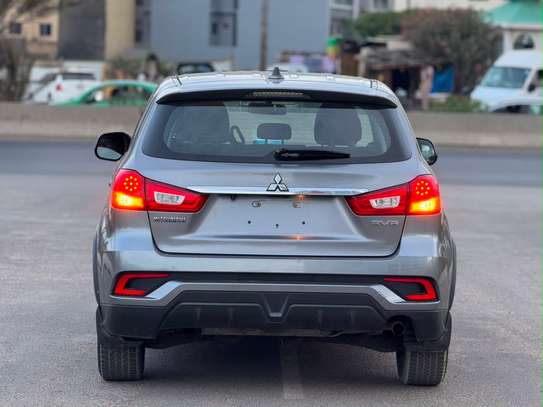 Mitsubishi rvr 2019 image 9