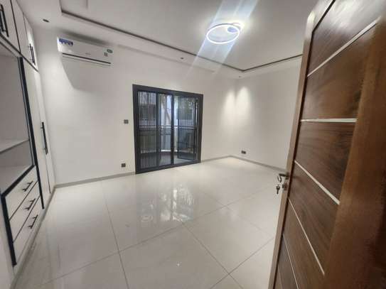 Appartement F4 à louer à Ngor almadies image 15