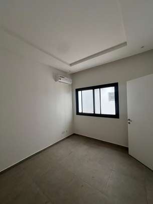 Appartement F4 à louer au Point E image 10