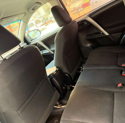 Toyota Rav4 2016 image 8
