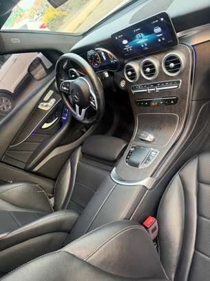 MERCEDES GLC 300 2021 image 13