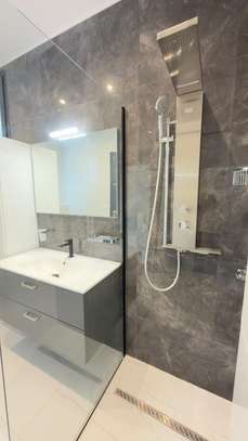 Appartement à louer aux Almadies de grand standing image 10
