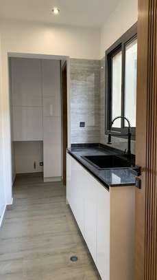 APPARTEMENT DE TYPE F4 EN VENTE A LIBERTE 6 image 11