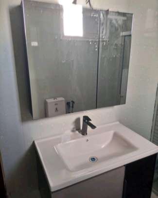 Sacré cœur grand appartement F4 à louer image 13