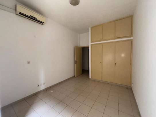 Ref_2983_PL Appartement F3 à louer  au Point E image 4