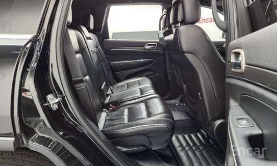 Jeep Grand Cherokee 2017 full options image 8