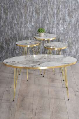 Set de 4 tables neuves image 3