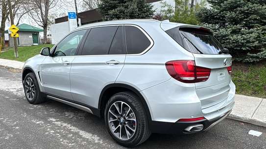 BMW X5 image 4
