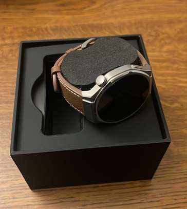 Honor Watch 5 Ultra image 3