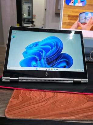 HP elitebook 1030 G2 image 4