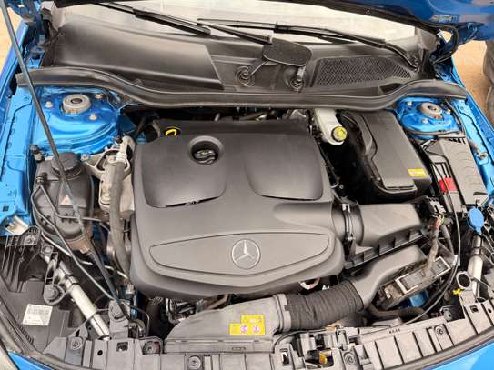2016 Mercedes GLA 250 image 9