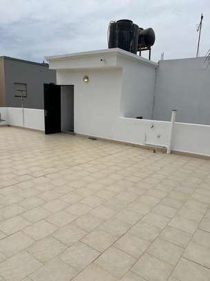 Villa R+1 à louer à Mermoz image 2