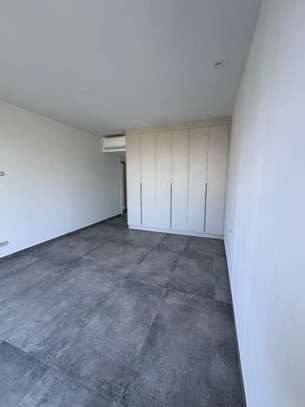 APPARTEMENT F4 DE HAUTE STANDING A FANN RÉSIDENCE image 3
