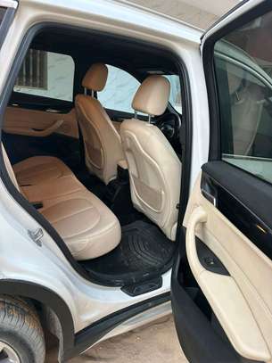 BMW  X1 image 5