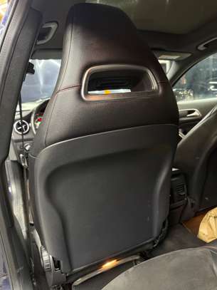 MERCEDES-BENZ GLA 180 (2018) – PACK AMG image 10