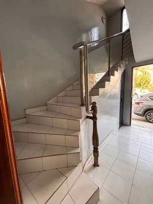 APPARTEMENT image 4