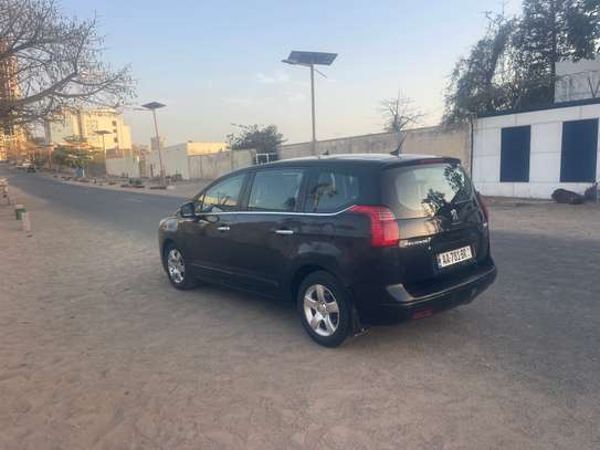 Peugeot 5008 diesel 7 place image 9