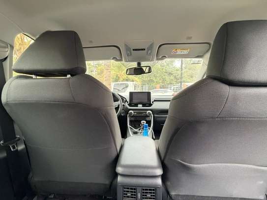TOYOTA RAV4  |  Comfort Edition | Comme neuve image 9
