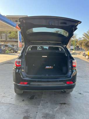 Jeep Compass SUV noir essence automatique image 8