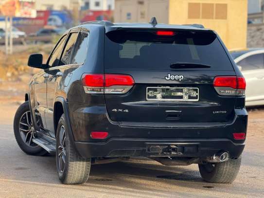 JEEP GRAND CHEROKEE LIMITED  Année : 2017 image 8