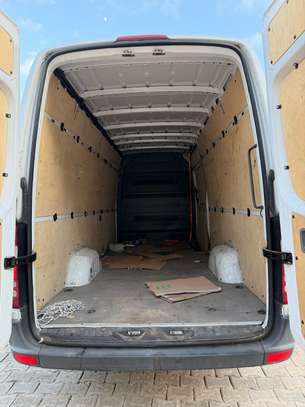 Mersedess image 10