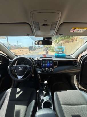 Toyota Rav 4 2017 image 6