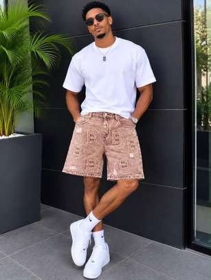 SHORT JEAN STYLE image 3