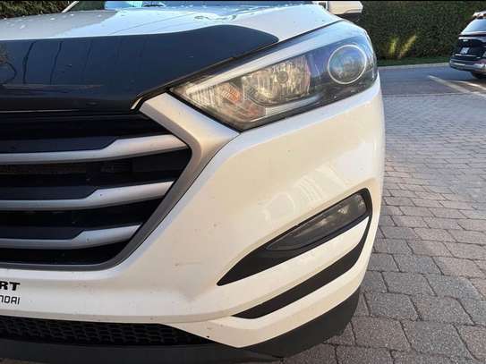 Hyundai Tucson 2017 PREMIUM SE image 4
