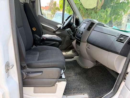 Hassan automobile image 11