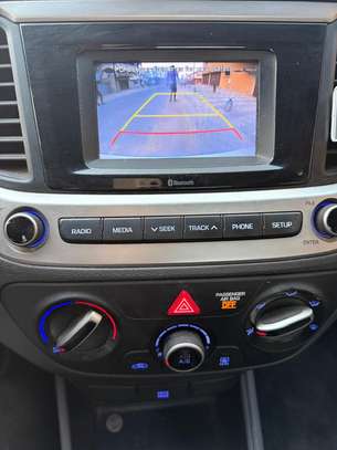 HYUNDAI accent  Année *2018* image 8