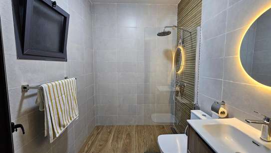 appartement moderne 2 chambres / 2 SDB – VDN image 14