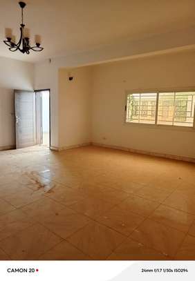 Diamnadio, villa à louer image 12