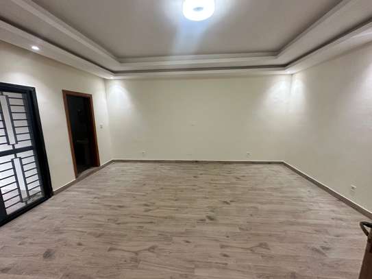 APPARTEMENT F5 À LOUER MARISTES image 2