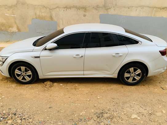 Renault SM6 2018 image 2