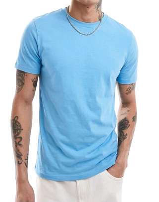 Vente de t-shirt image 4