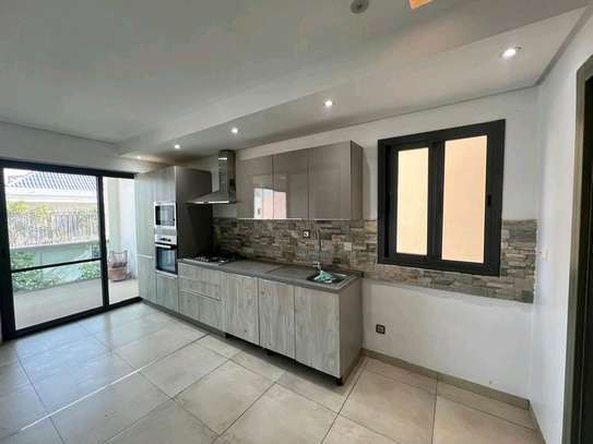 Appartement F4 à louer à ngor almadies image 8