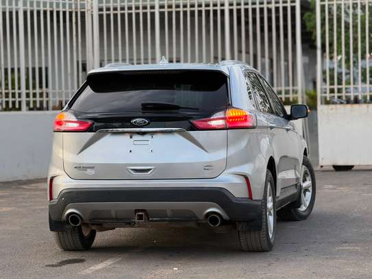 Ford  edge 2019 image 8