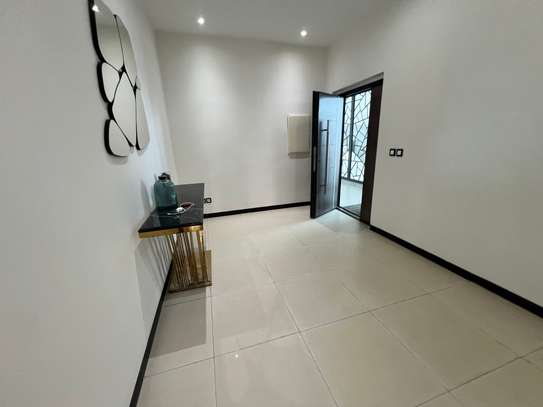 Appartement meublé à louer almadies image 5