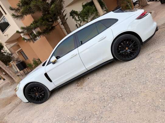 PORCH PANAMERA GT4 image 4