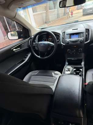 Ford Edge 2018 à louer image 4