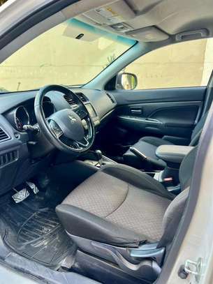 Mitsubishi Outlander nouveau modèle image 3