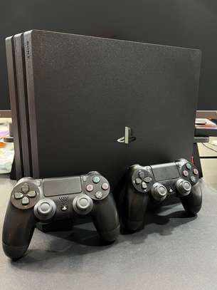 PS4 Pro 1téra 4K + 20 JEUX image 2