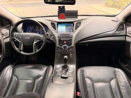 HYUNDAI GRANDEUR 2015/16 image 13