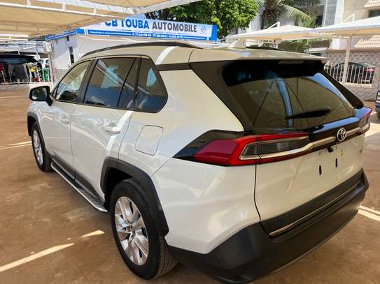 Toyota Rav 4 2023 Limited image 6