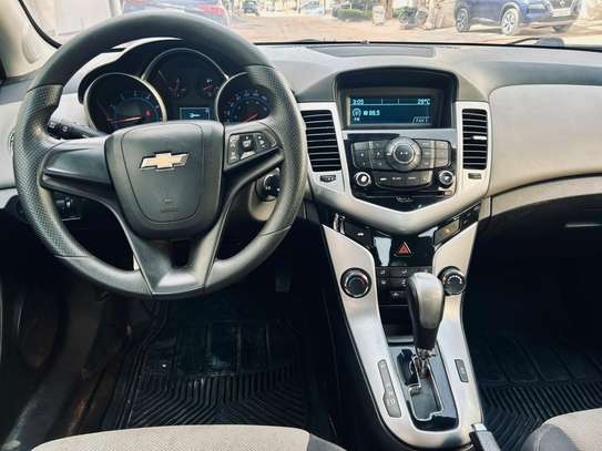 Chevrolet Cruz 2015 image 13